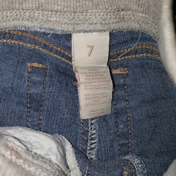 Girls size 7 Drawstring denim Cuffed capri pants - Picture 2 of 3